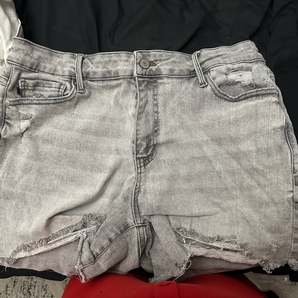 Judy Blue Light Gray Denim Shorts